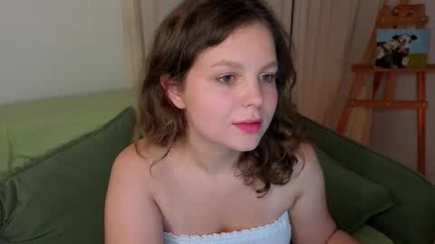 Alice online show from September 14, 2025, 2:11 am