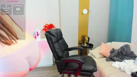  Shy Jenny  online show from November 10, 2025, 12:53 am