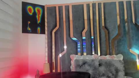 _silvia_vega_ online show from December 16, 2024, 8:52 am