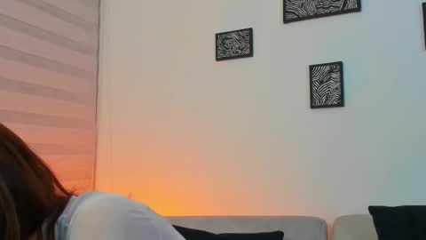 _silvia_vega_ online show from December 14, 2025, 11:53 pm