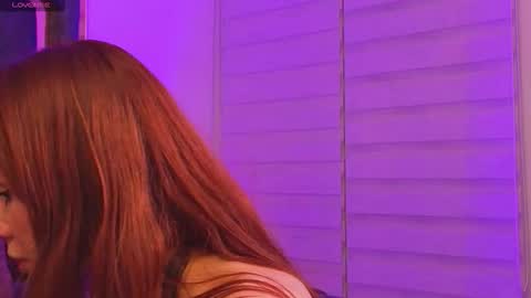 _silvia_vega_ online show from June 8, 2026, 5:19 am