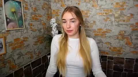 Snapshot of _snow_queen__ chatting on January 6, 2025, 2:14 pm Rachel online show from January 6, 2025, 2:14 pm