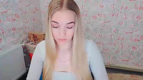 Snapshot of _snow_queen__ chatting on February 5, 2025, 10:51 am Rachel online show from February 5, 2025, 10:51 am