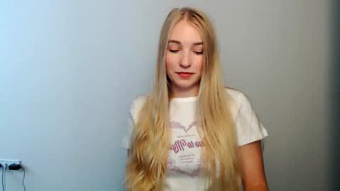 Snapshot of _snow_queen__ chatting on October 3, 2025, 1:19 pm Rachel online show from October 3, 2025, 1:19 pm