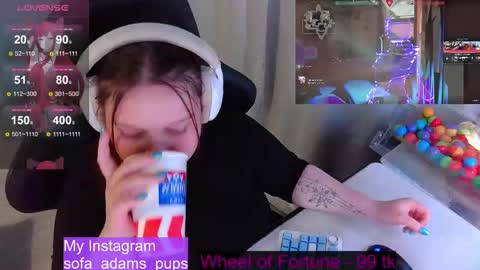 Snapshot of _sofia_adam_ chatting on February 10, 2026, 6:45 pm pups online show from February 10, 2026, 6:45 pm