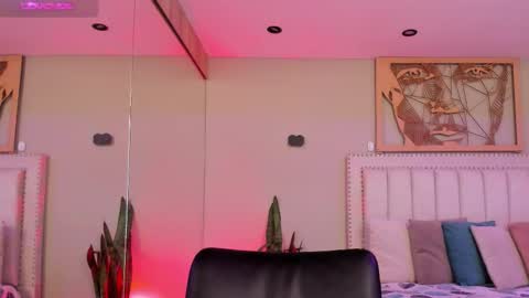 Snapshot of _sofia_cruz chatting on October 20, 2025, 7:25 pm 640 200 online show from October 20, 2025, 7:25 pm