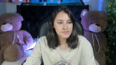 Sophie  online show from February 23, 2025, 7:17 pm