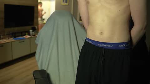 OLIVERpvt is open online show from March 1, 2026, 3:08 am