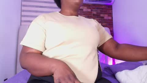 susy online show from March 25, 2026, 3:01 am