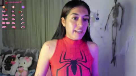 Snapshot of _strawberrycream chatting on October 19, 2025, 1:06 am Angela online show from October 19, 2025, 1:06 am