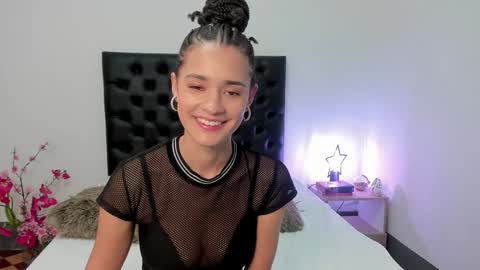 Snapshot of _sussi_ chatting on January 16, 2025, 1:25 pm Sussi online show from January 16, 2025, 1:25 pm