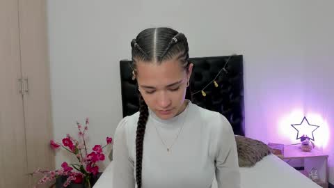Snapshot of _sussi_ chatting on February 21, 2025, 1:33 pm Sussi online show from February 21, 2025, 1:33 pm