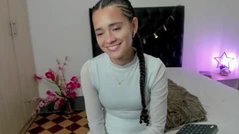 Snapshot of _sussi_ chatting on February 21, 2025, 7:43 pm Sussi online show from February 21, 2025, 7:43 pm