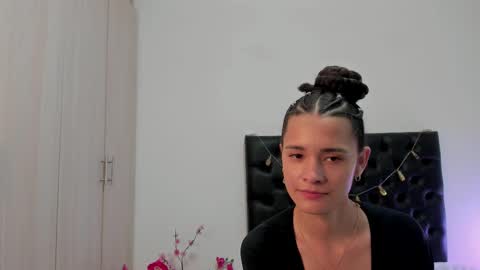 Snapshot of _sussi_ chatting on March 4, 2025, 7:11 pm Sussi online show from March 4, 2025, 7:11 pm