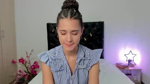 Snapshot of _sussi_ chatting on March 7, 2025, 1:18 pm Sussi online show from March 7, 2025, 1:18 pm