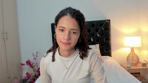 Snapshot of _sussi_ chatting on March 12, 2025, 4:24 pm Sussi online show from March 12, 2025, 4:24 pm