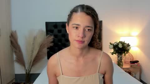 Snapshot of _sussi_ chatting on September 10, 2025, 1:22 pm Sussi online show from September 10, 2025, 1:22 pm