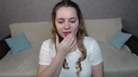 Lana online show from December 16, 2024, 5:38 am