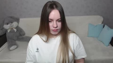 Lana online show from February 8, 2025, 6:43 am