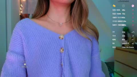 Dasha  online show from April 17, 2026, 5:32 am