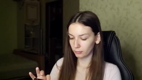 Dora online show from November 8, 2025, 3:07 am