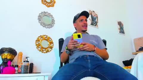 _tarek_ online show from October 1, 2025, 3:07 pm