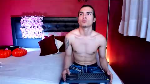    online show from October 14, 2025, 2:29 pm