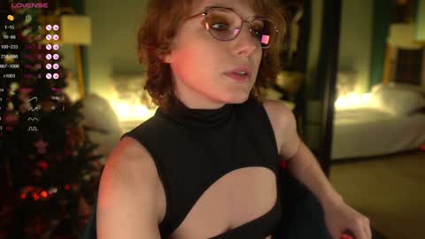 Snapshot of _the_sun_ chatting on December 22, 2024, 9:42 pm Evi online show from December 22, 2024, 9:42 pm