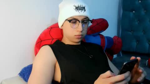 Thomas online show from March 3, 2026, 4:07 am