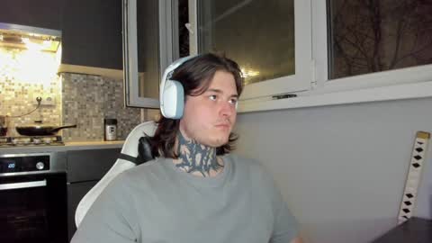 _torfin_ online show from December 6, 2024, 9:24 pm