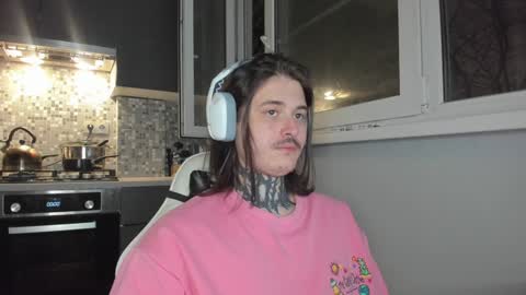 _torfin_ online show from December 22, 2024, 6:26 pm