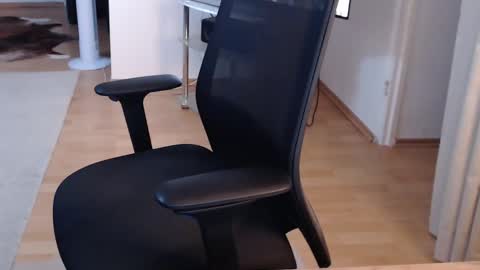 _trythis_ online show from November 20, 2025, 9:25 pm