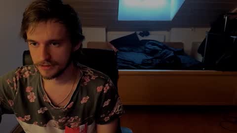 Snapshot of _v_l_a_d_ chatting on February 11, 2026, 7:46 am Vlad online show from February 11, 2026, 7:46 am