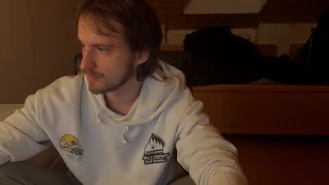 Snapshot of _v_l_a_d_ chatting on February 13, 2026, 5:03 am Vlad online show from February 13, 2026, 5:03 am