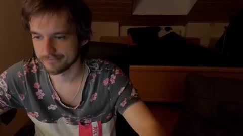 Snapshot of _v_l_a_d_ chatting on February 15, 2026, 8:24 am Vlad online show from February 15, 2026, 8:24 am