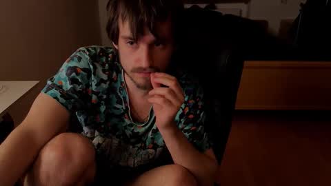 Snapshot of _v_l_a_d_ chatting on February 25, 2026, 12:20 am Vlad online show from February 25, 2026, 12:20 am