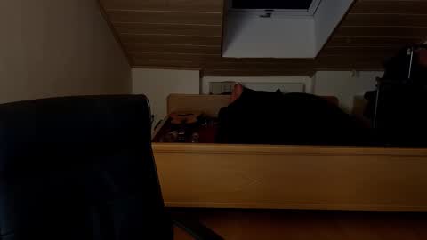 Snapshot of _v_l_a_d_ chatting on February 26, 2026, 1:37 am Vlad online show from February 26, 2026, 1:37 am