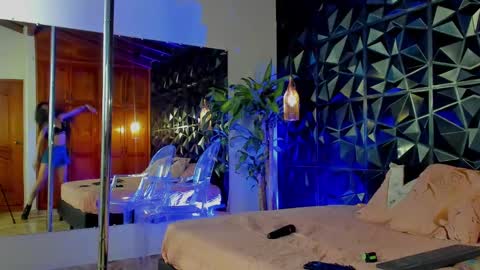 _valentina_69 online show from March 1, 2025, 12:17 am