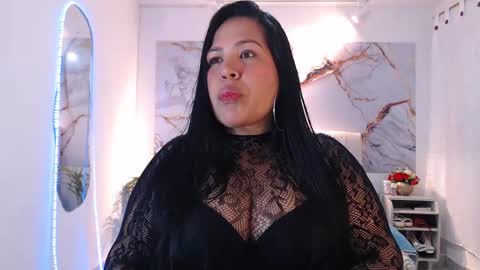 valeria online show from October 5, 2025, 8:29 pm