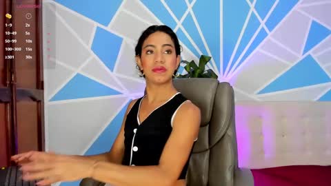 Valeria Montes online show from October 9, 2025, 8:29 pm
