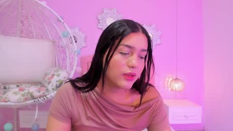 Snapshot of _valerycooper chatting on April 2, 2026, 1:53 pm _valerycooper online show from April 2, 2026, 1:53 pm
