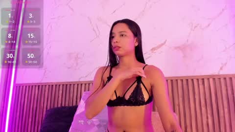 Snapshot of _victoriaclark chatting on June 4, 2026, 12:11 pm _victoriaclark online show from June 4, 2026, 12:11 pm
