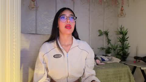   online show from March 31, 2026, 7:47 pm