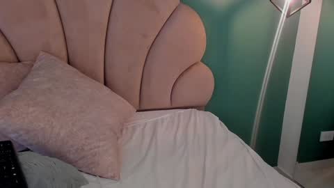  Vix  online show from January 15, 2025, 12:04 pm