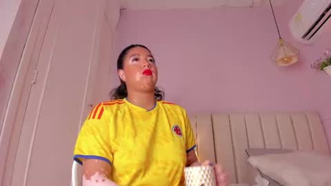 Snapshot of _wendy_x chatting on June 17, 2026, 11:34 am _wendy_x online show from June 17, 2026, 11:34 am