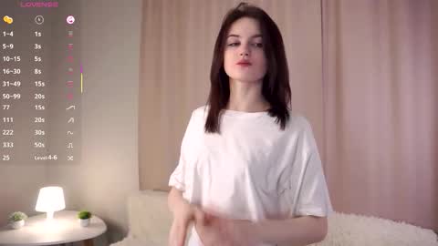 Anna online show from November 19, 2025, 7:19 am