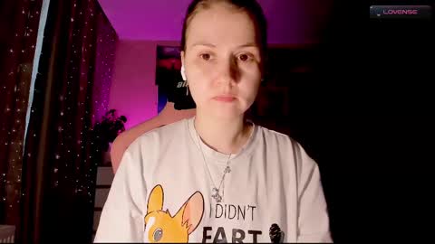 Enni online show from February 14, 2025, 8:21 am