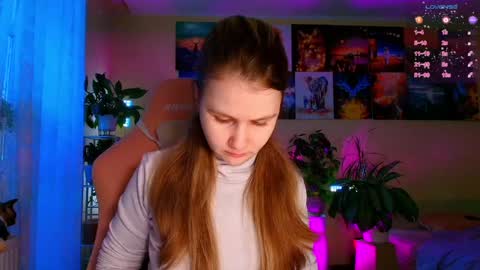 Enni online show from January 18, 2026, 7:23 am