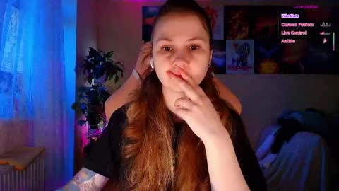 Enni online show from March 24, 2026, 6:29 am