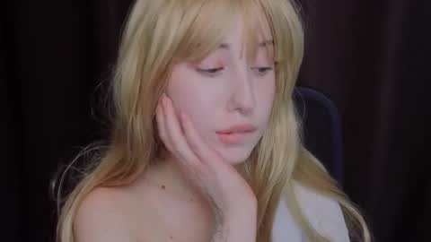 misa online show from November 16, 2025, 3:39 pm